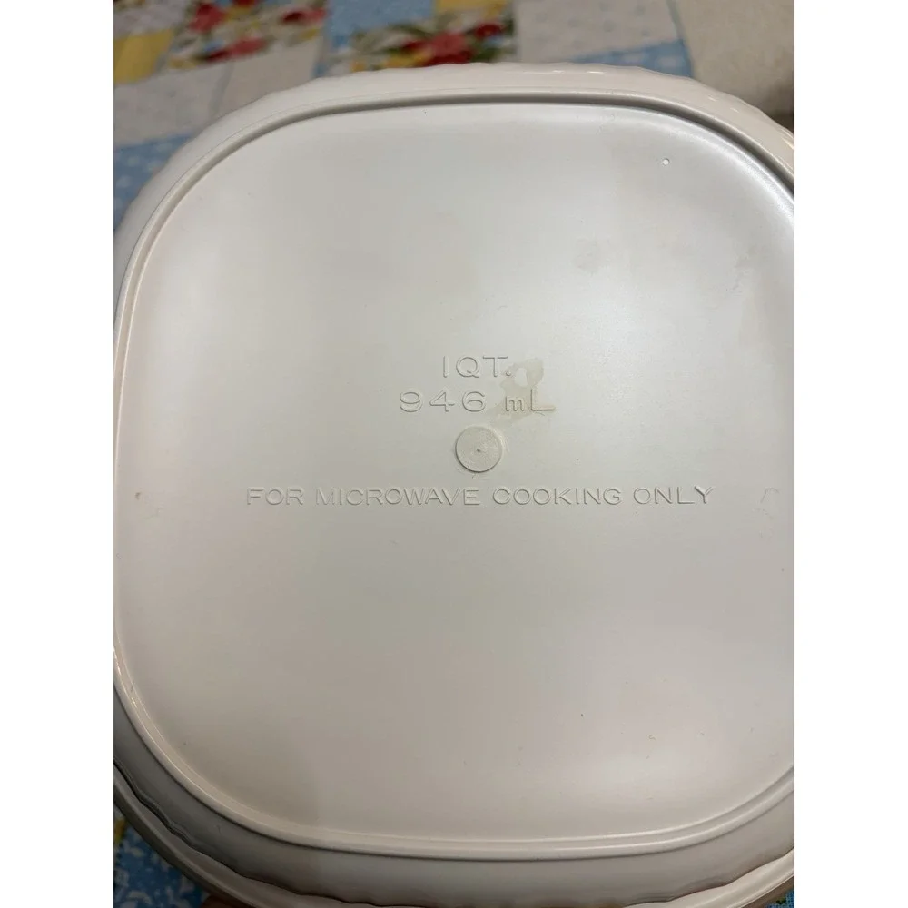 Rubbermaid Microwave Cookware 3, 2 & 1 Quart Casserole Bowls Lid Lot Of 5 Vtg